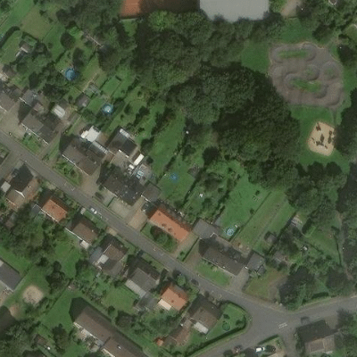 Rheinberg mit Kletterfelsen Pumptrack